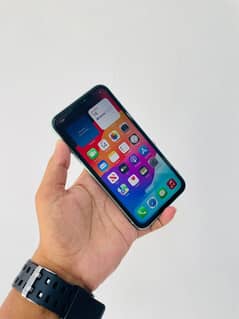 iphone 11 64gb 03326744685 Connect my WhatsApp number