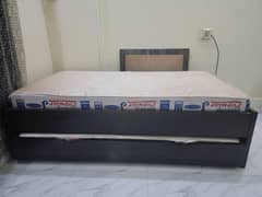 Pull-out Bed