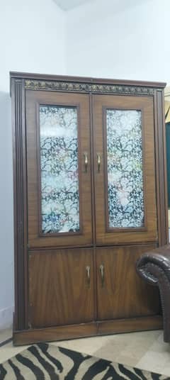 Divider Wardrobe Almari Almari