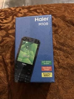 Haier Klassic M108 Big Display set