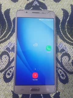Samsung Mobile J5 for sale.