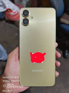 4/64 Samsung untouch ladies used mobile outclass condition 10 by 10