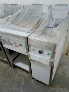 New Fryer, Hot plate, Stove, Sink, Table, Hood, ducting,  Restaurant