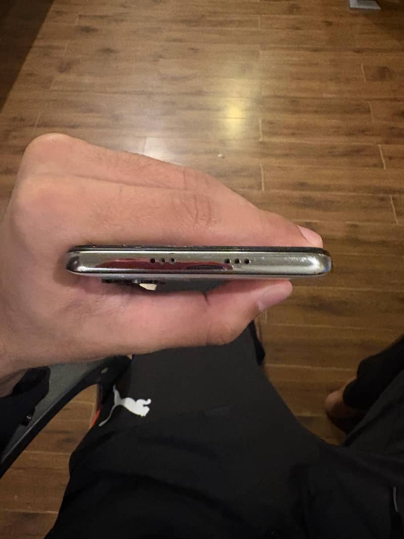 Poco F3 10/9 condition with box 6