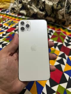 "Iphone 11 Pro Max" 92% Battery Health, 64GB , Non-PTA Factory Unlock.