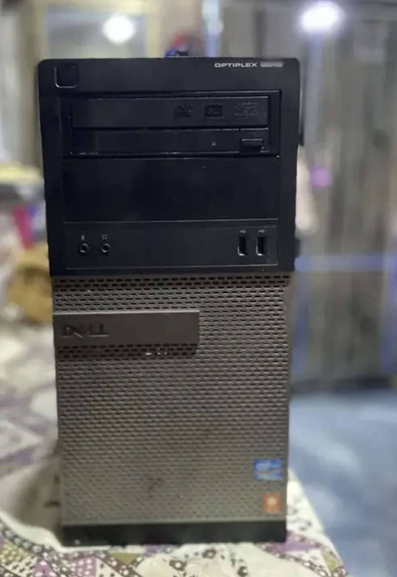 DELL CPU CORE I3 3 generation 1 gb graphics 0