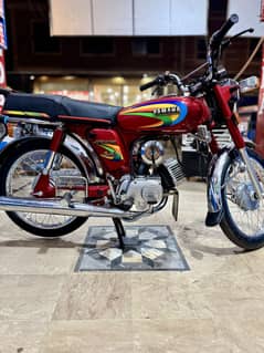 YAMAHA YB 100 2006 model