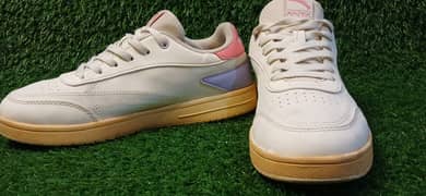 Premium Branded shoes for sell