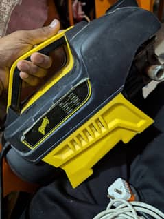 Pressure washer / Service Machine