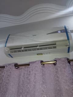 Haier AC 1 ton for sale 20 Din use condition zero