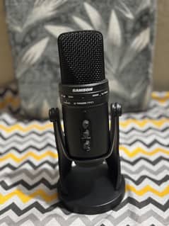 Samson g track pro gaming mic professional 10/10 with box
