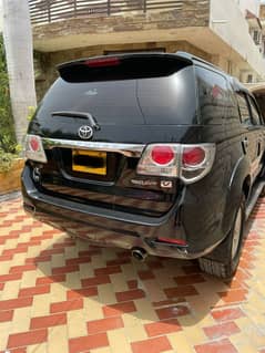 Toyota Fortuner 2014