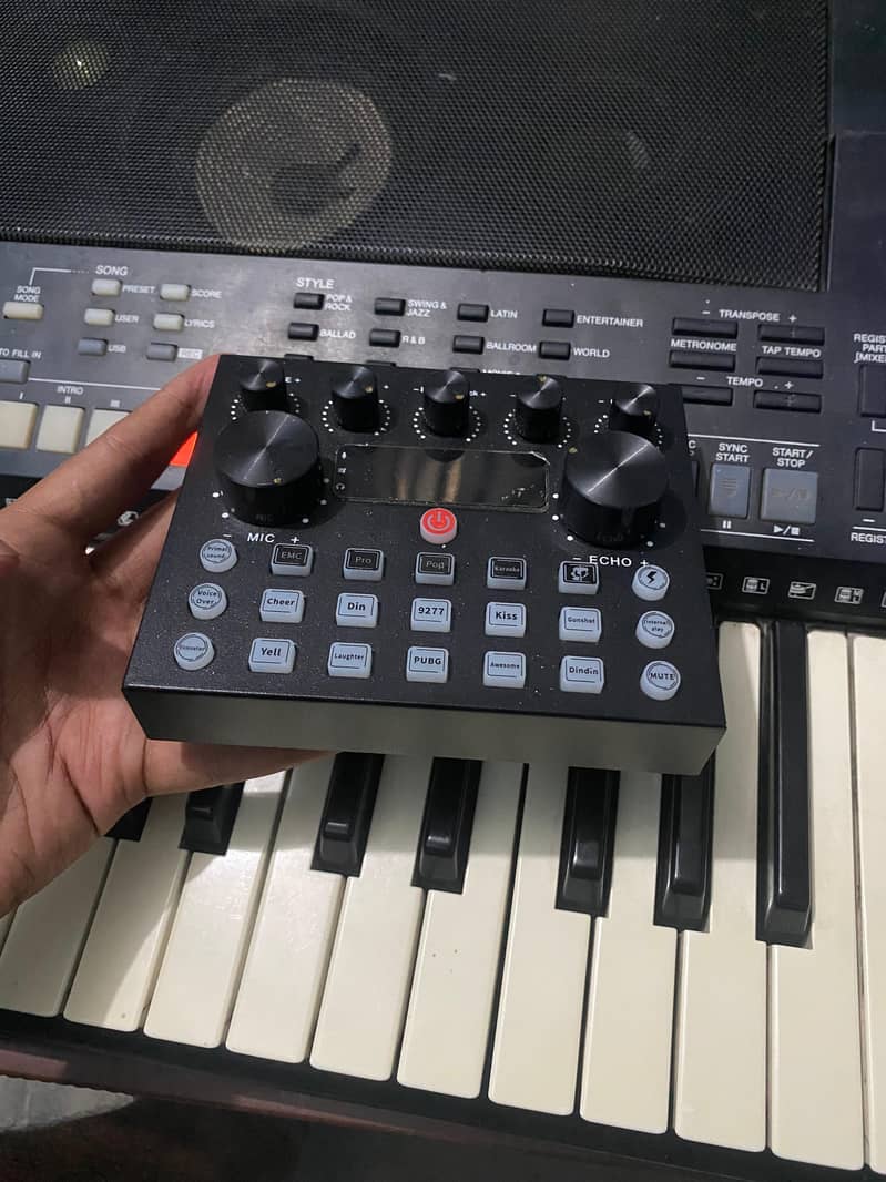 V8s Sound Card 1