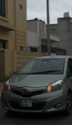 Toyota Vitz F Limited 1.0