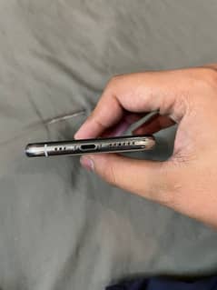 iPhone XS
