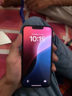 Apple iPhone 13
