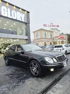 Mercedes,Benz E 200 Panaromic, roof