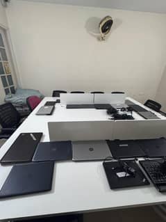 WORKSTATIONS IN PREMIUM QUALITY