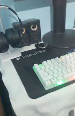 KEYBOARD