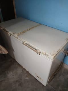 Dawlance  freezer full size