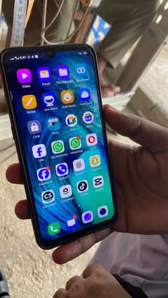 Rs. 22,000 vivo s1