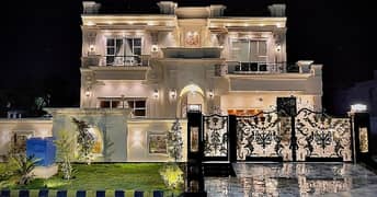 To sale You Can Find Spacious Prime Location House In Citi Housing Society