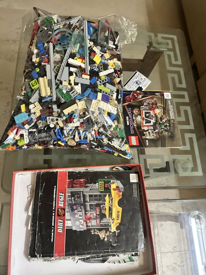 Lego random bricks of sets with two books and stickers 1