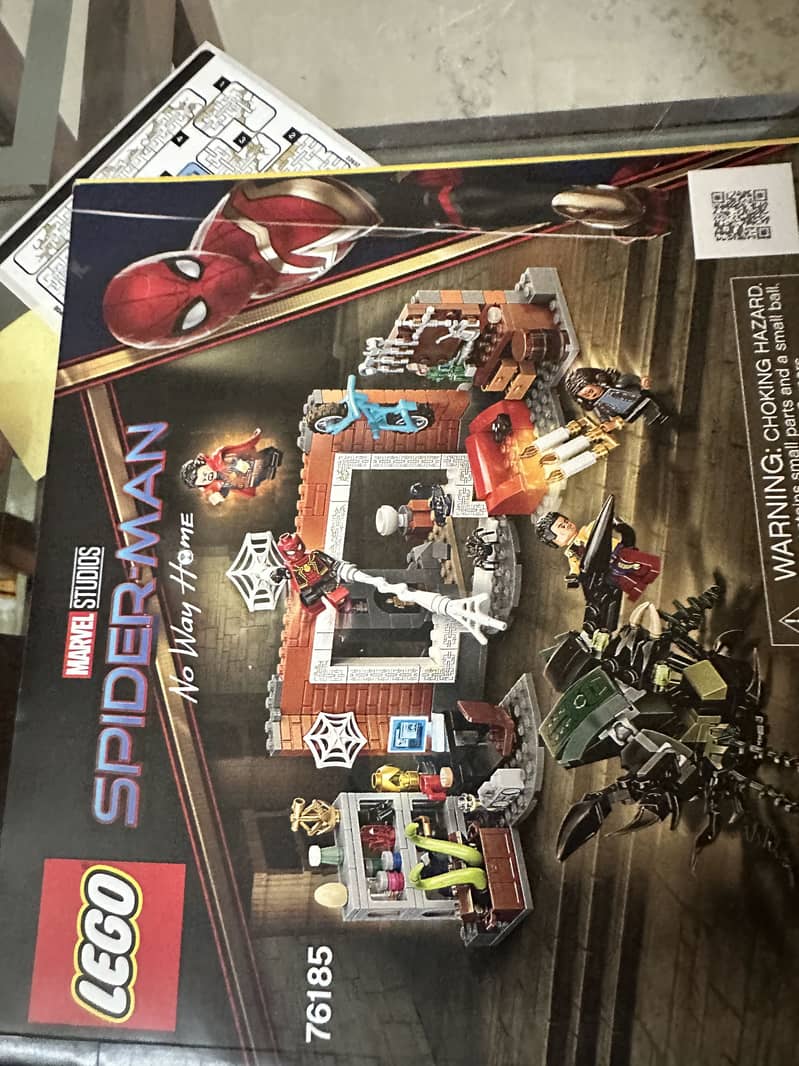 Lego random bricks of sets with two books and stickers 4