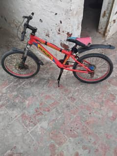 8 years tk k bachy k lye . . aluminium frame ki cykal