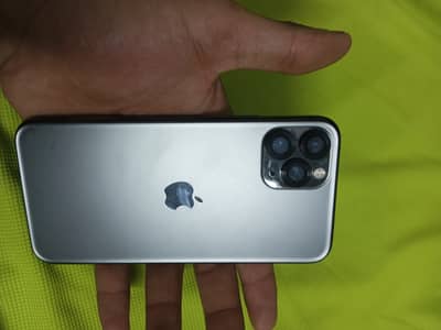 Iphn 11 pro . . 256gb. . . New condition Origional Battery