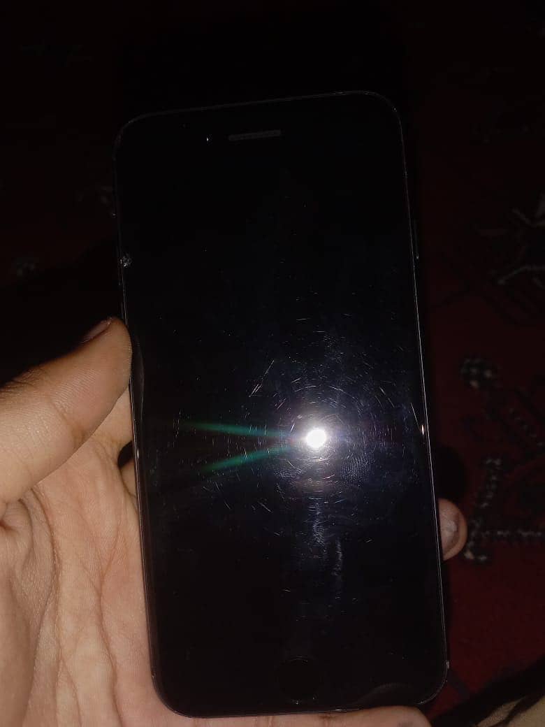 iPhone 8 9/10 condition non pta bypassed 4