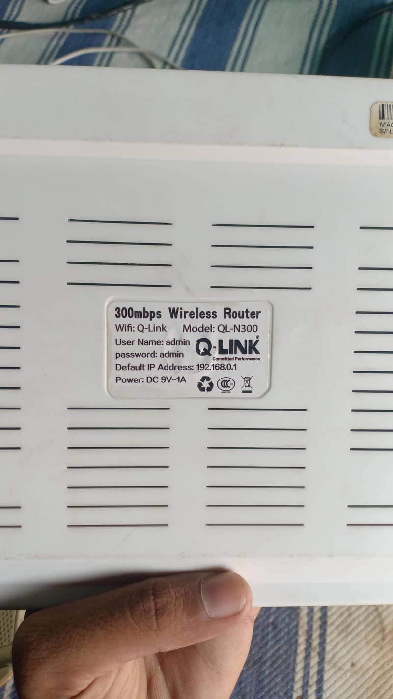 Q link wireless Device And TPlink Device for sell used 2