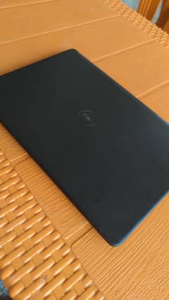 Dell Latitude e7250 | Core i5-5300  CPU 2.30 GHz | 8 gb ram | 256 SSd