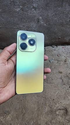 tacno spark 20 condition 10/10 box charger sat ha