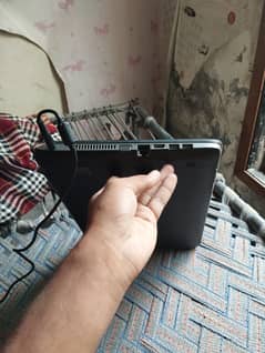 HP