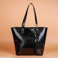 Women's leather textured tote bag