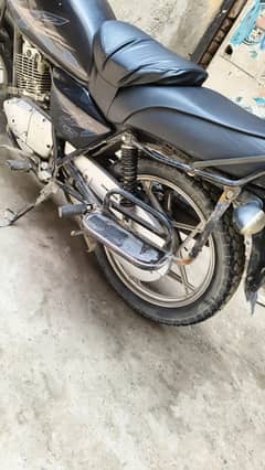 Suzuki GS150