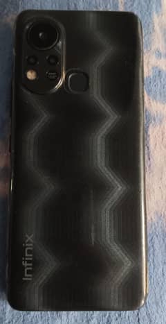 Infinix hot 11s 10/10 condition with box