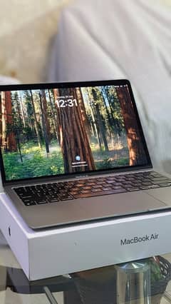 Apple MacBook Air M1 (2022) – 256 GB SSD, 8 GB RAM, 85% Battery Health
