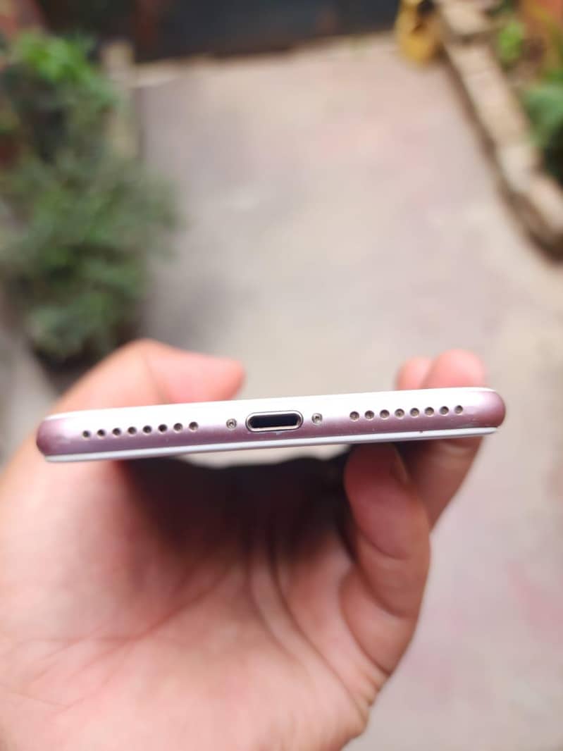 Iphone 7 plus 128 PTA (Read Add) 2