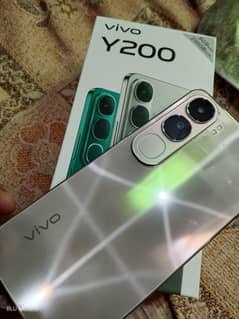 Y200 256GB