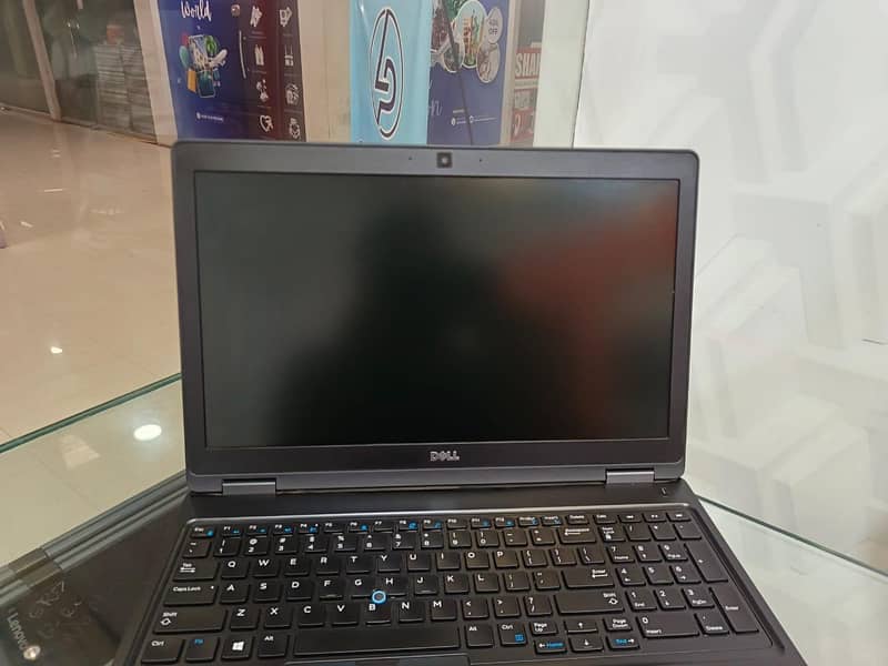Dell latitude 5580 core i5 7th generation 16gb DDR4 256gb NVMe SSD 2