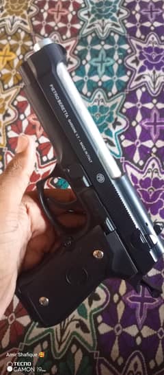 Airsoft gun