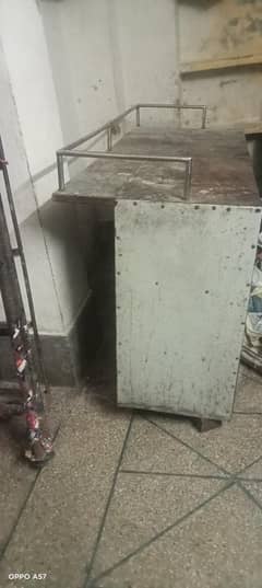 steel counter 3*7 for sale ak shese wala counter parcun wala 2ad krahi
