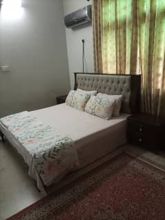 King Size Bed With Side Tables & Dressing Table: