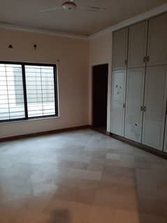 1 Kanal Beautiful 2Bed Rooms Upper Portion For Rent In DHA Phase-3