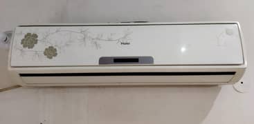 Haier 1.5 ton Non-Invertor A. C for sale. . condition good and Ful Chill
