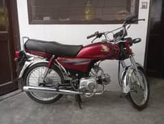 Honda cd 70 lush condition (sirf call)