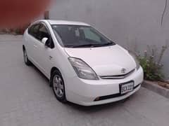 Toyota Prius for urgent sale