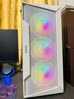 SONIC R28 WHITE BRAND NEW CASE WITH BOX